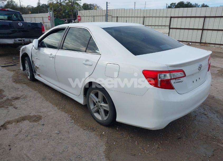 Photo 3 of 2012 Toyota Camry SE (VIN 4T1BF1FK0CU540009)