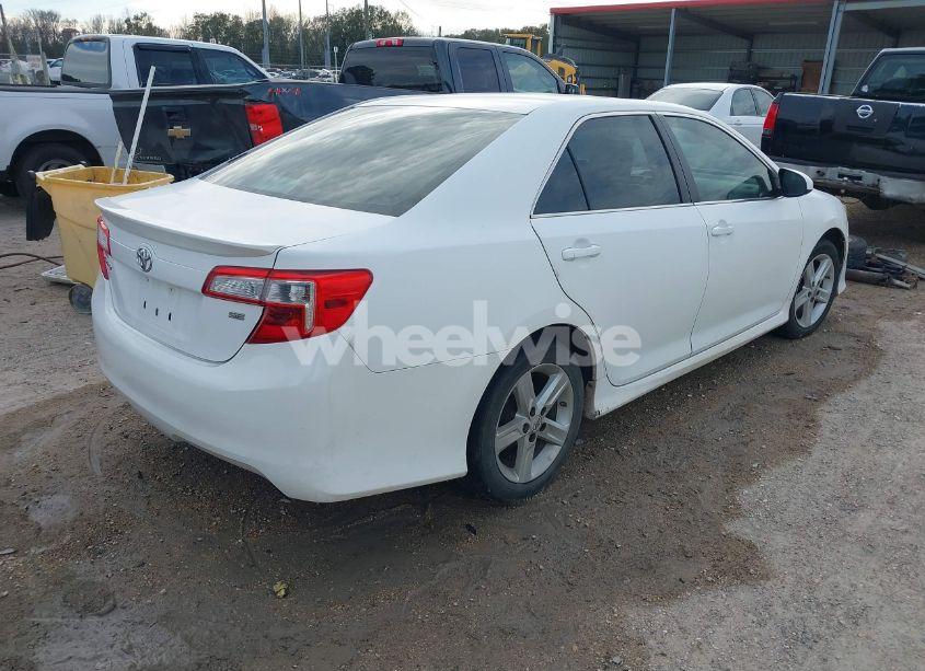 Photo 4 of 2012 Toyota Camry SE (VIN 4T1BF1FK0CU540009)