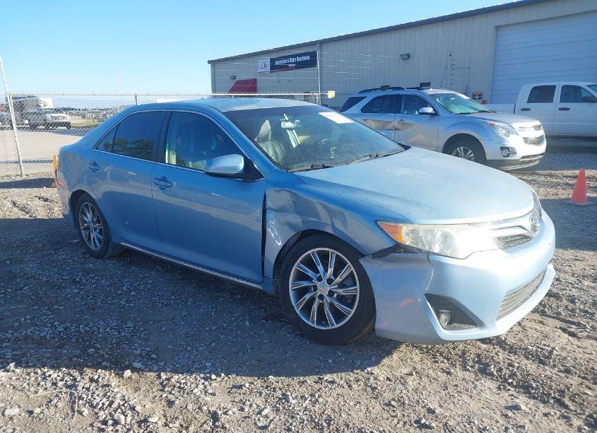 2012 Toyota Camry LE (VIN 4T1BF1FK0CU555738) main photo