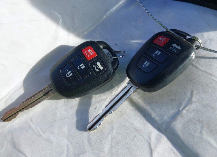 Photo 11 of 2012 Toyota Camry SE (VIN 4T1BF1FK0CU573219)