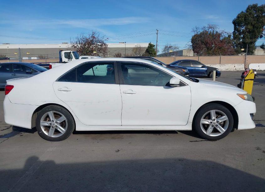 Photo 13 of 2012 Toyota Camry SE (VIN 4T1BF1FK0CU573219)