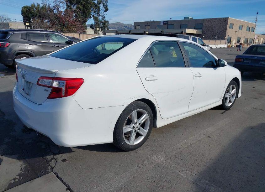 Photo 4 of 2012 Toyota Camry SE (VIN 4T1BF1FK0CU573219)