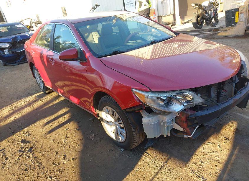 2012 Toyota Camry LE (VIN 4T1BF1FK0CU579182) main photo