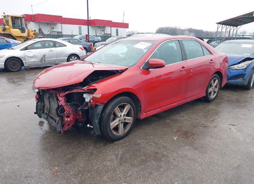 Photo 2 of 2012 Toyota Camry SE (VIN 4T1BF1FK0CU585936)