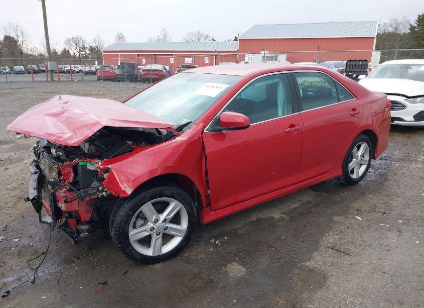 Photo 2 of 2012 Toyota Camry SE (VIN 4T1BF1FK0CU591350)
