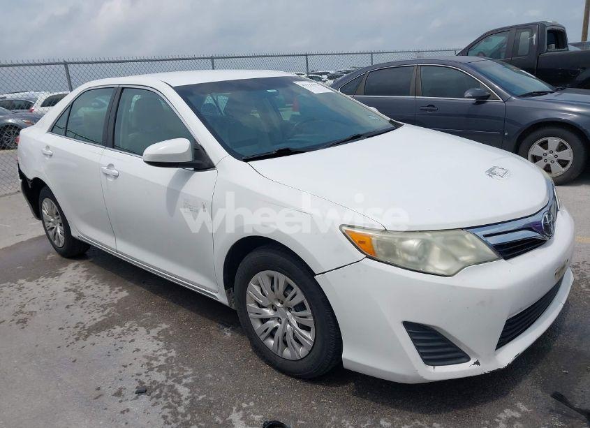 2012 Toyota Camry LE (VIN 4T1BF1FK0CU599089) main photo