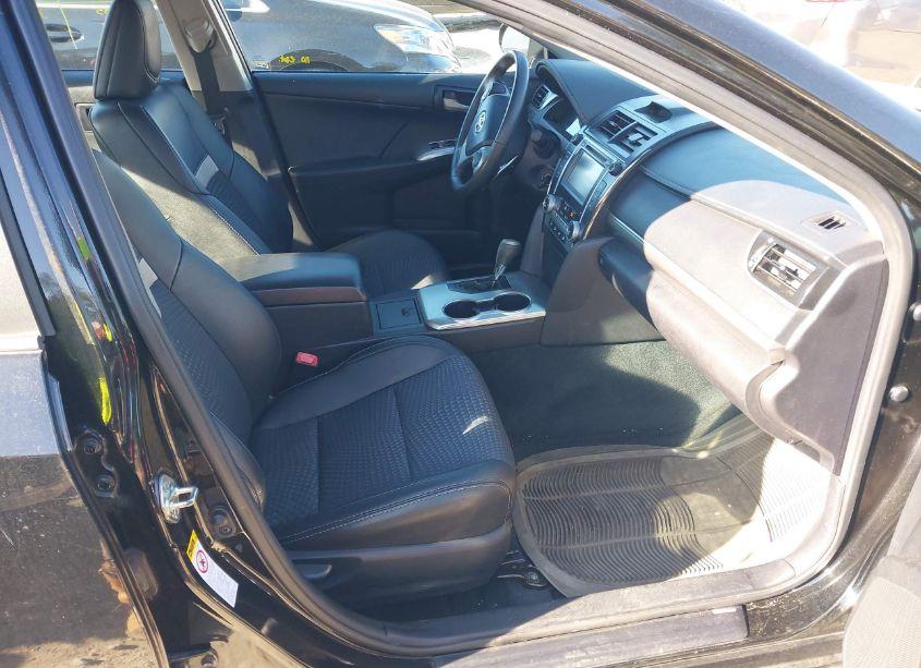 Photo 5 of 2013 Toyota Camry SE (VIN 4T1BF1FK0DU218181)