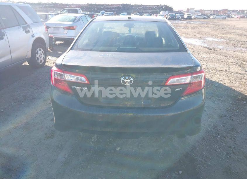 Photo 15 of 2013 Toyota Camry SE (VIN 4T1BF1FK0DU226071)