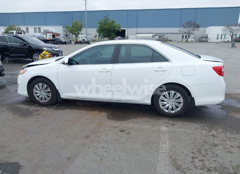 Photo 14 of 2013 Toyota Camry LE (VIN 4T1BF1FK0DU237426)