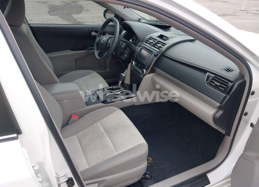 Photo 5 of 2013 Toyota Camry LE (VIN 4T1BF1FK0DU237426)