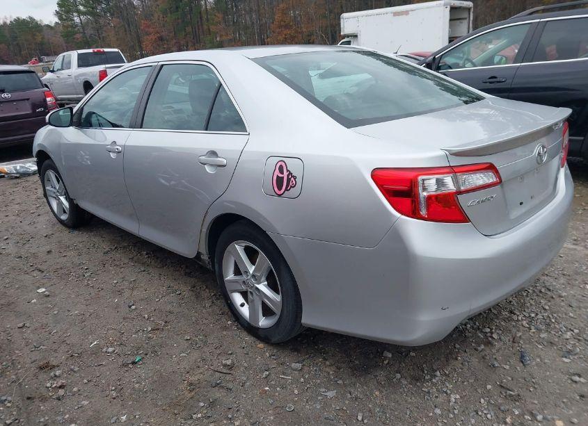 Photo 3 of 2013 Toyota Camry SE (VIN 4T1BF1FK0DU239032)