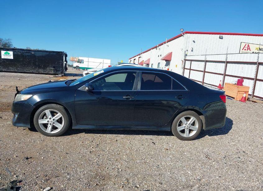 Photo 15 of 2013 Toyota Camry SE (VIN 4T1BF1FK0DU244537)