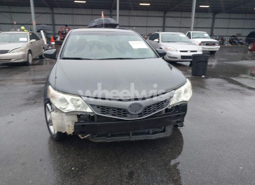 Photo 12 of 2013 Toyota Camry SE (VIN 4T1BF1FK0DU251780)