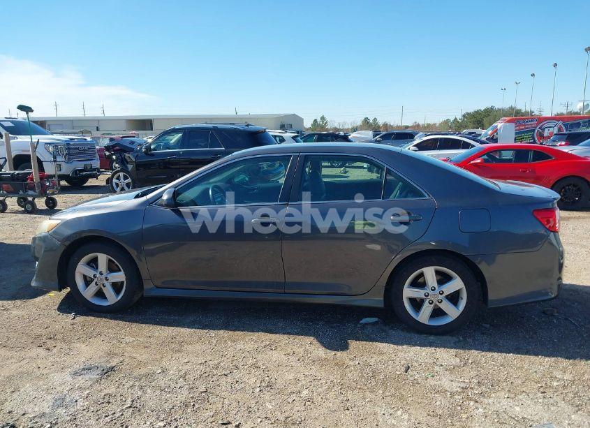 Photo 14 of 2013 Toyota Camry SE (VIN 4T1BF1FK0DU269356)