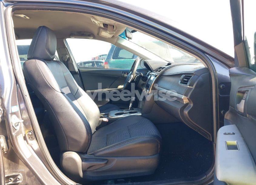 Photo 5 of 2013 Toyota Camry SE (VIN 4T1BF1FK0DU269356)
