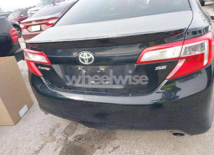 Photo 16 of 2013 Toyota Camry SE (VIN 4T1BF1FK0DU271057)