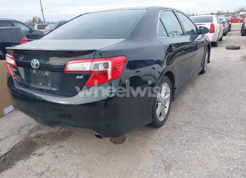 Photo 4 of 2013 Toyota Camry SE (VIN 4T1BF1FK0DU271057)