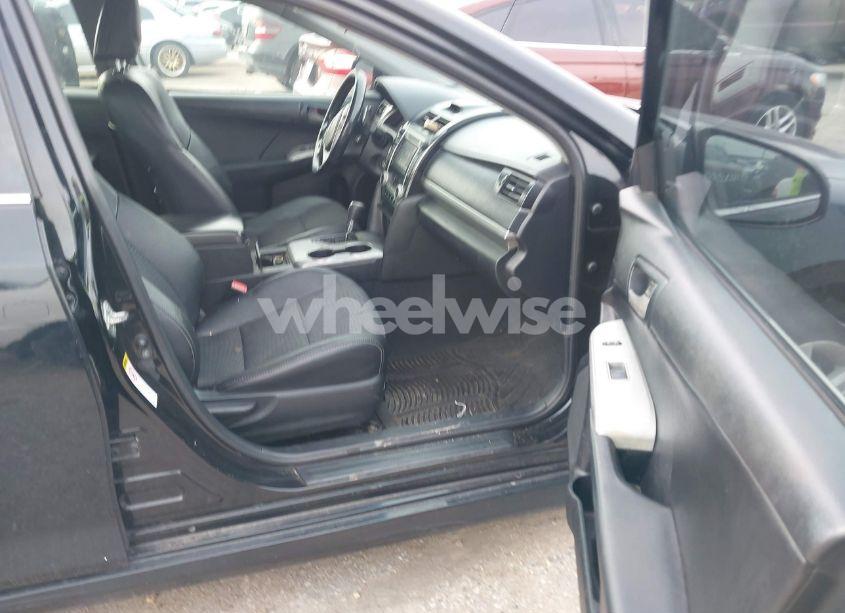 Photo 5 of 2013 Toyota Camry SE (VIN 4T1BF1FK0DU271057)