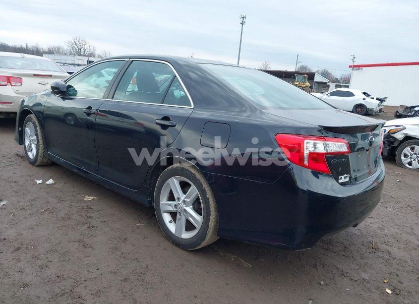 Photo 3 of 2013 Toyota Camry SE (VIN 4T1BF1FK0DU281314)