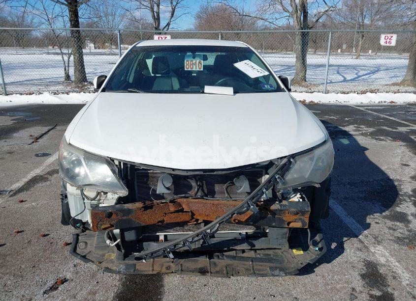 Photo 12 of 2013 Toyota Camry SE (VIN 4T1BF1FK0DU286755)