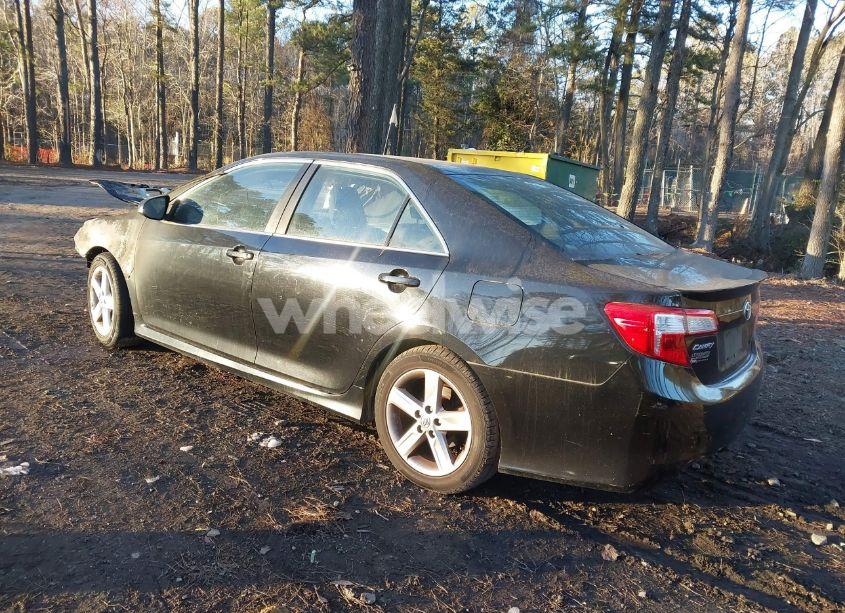 Photo 3 of 2013 Toyota Camry SE (VIN 4T1BF1FK0DU657381)