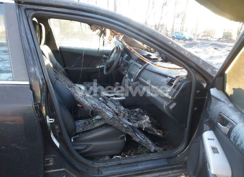 Photo 5 of 2013 Toyota Camry SE (VIN 4T1BF1FK0DU657381)