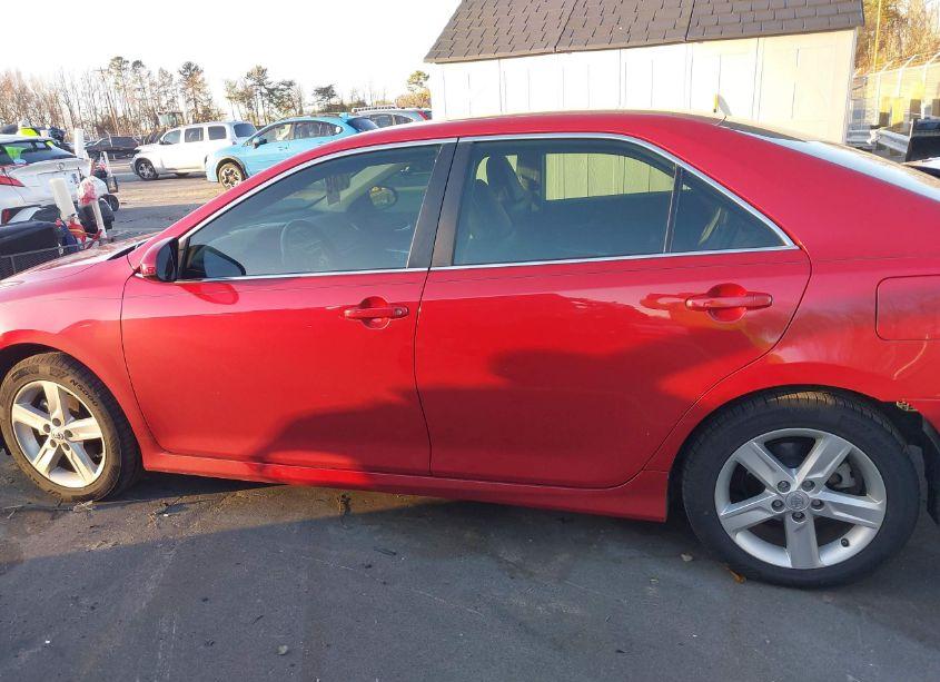 Photo 14 of 2013 Toyota Camry SE (VIN 4T1BF1FK0DU657817)