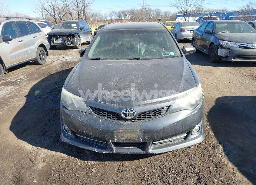 Photo 12 of 2013 Toyota Camry SE (VIN 4T1BF1FK0DU661947)