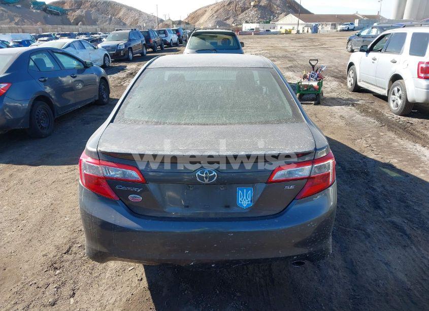 Photo 16 of 2013 Toyota Camry SE (VIN 4T1BF1FK0DU661947)