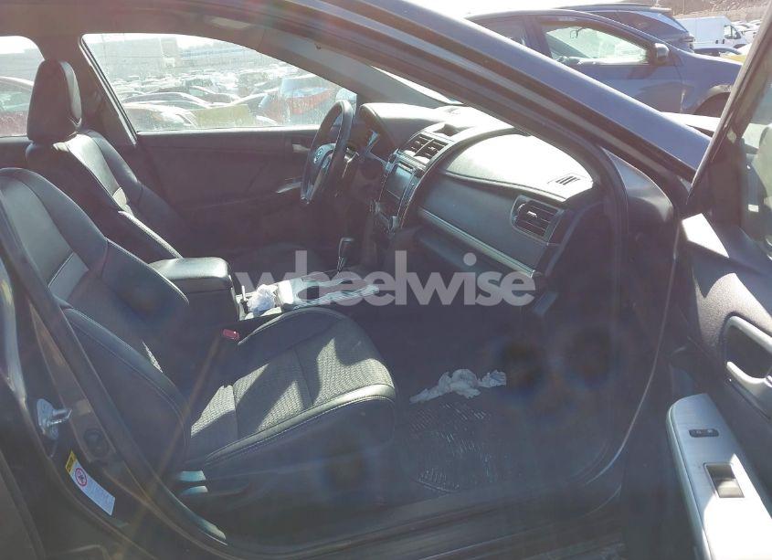 Photo 5 of 2013 Toyota Camry SE (VIN 4T1BF1FK0DU661947)