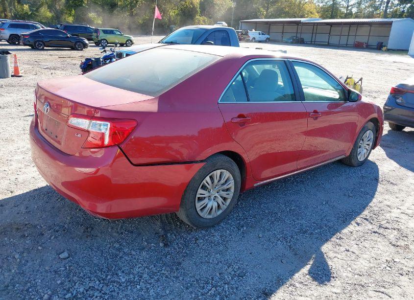 Photo 4 of 2013 Toyota Camry LE (VIN 4T1BF1FK0DU680076)