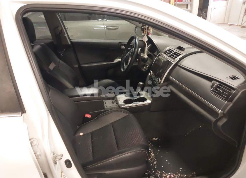 Photo 5 of 2013 Toyota Camry SE (VIN 4T1BF1FK0DU692180)