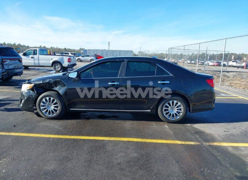 Photo 14 of 2013 Toyota Camry L (VIN 4T1BF1FK0DU726148)