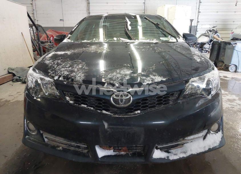 Photo 12 of 2014 Toyota Camry SE (VIN 4T1BF1FK0EU306066)