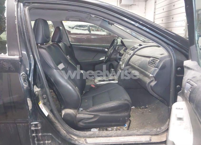 Photo 5 of 2014 Toyota Camry SE (VIN 4T1BF1FK0EU306066)