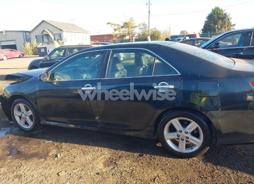 Photo 14 of 2014 Toyota Camry SE (VIN 4T1BF1FK0EU316113)