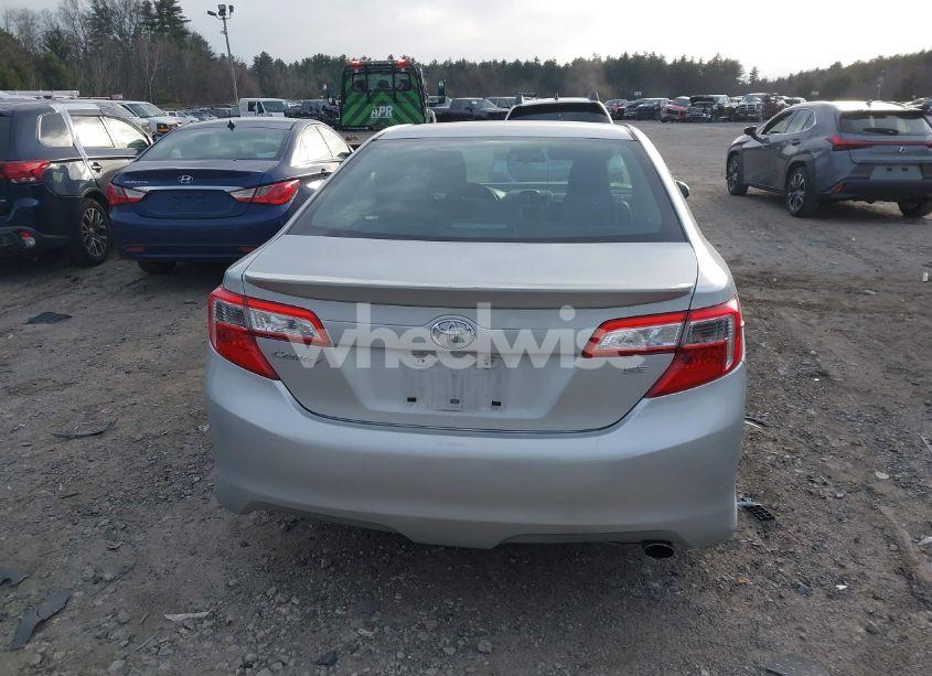 Photo 16 of 2014 Toyota Camry SE (VIN 4T1BF1FK0EU328908)