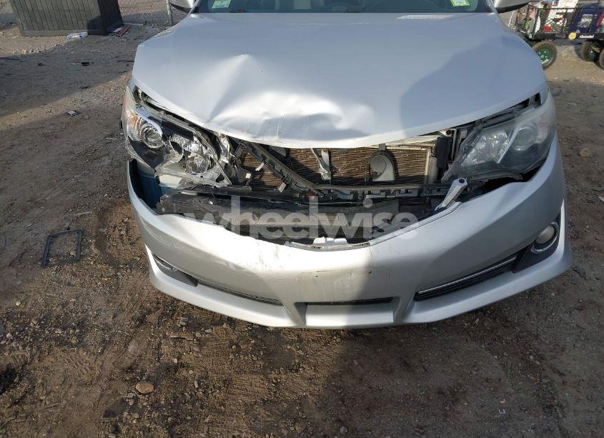 Photo 6 of 2014 Toyota Camry SE (VIN 4T1BF1FK0EU328908)