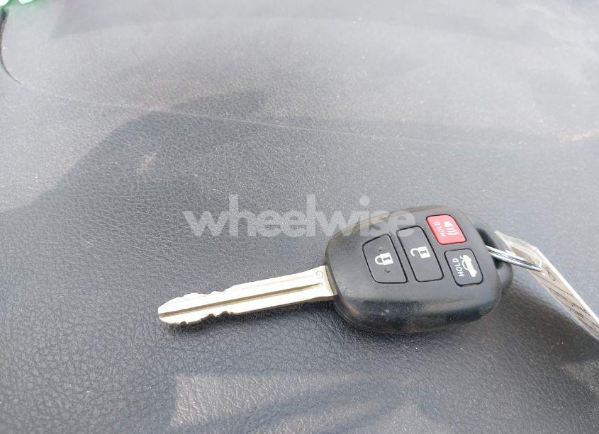 Photo 11 of 2014 Toyota Camry LE (VIN 4T1BF1FK0EU331159)