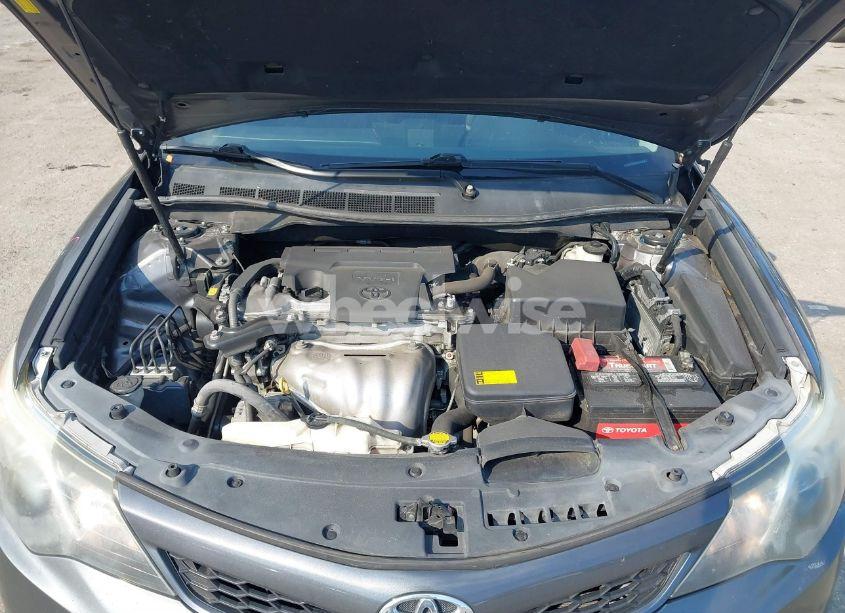 Photo 10 of 2014 Toyota Camry SE (VIN 4T1BF1FK0EU333445)