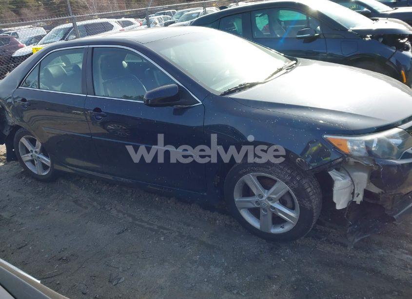 Photo 13 of 2014 Toyota Camry SE (VIN 4T1BF1FK0EU344123)