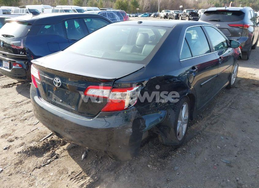 Photo 4 of 2014 Toyota Camry SE (VIN 4T1BF1FK0EU344123)