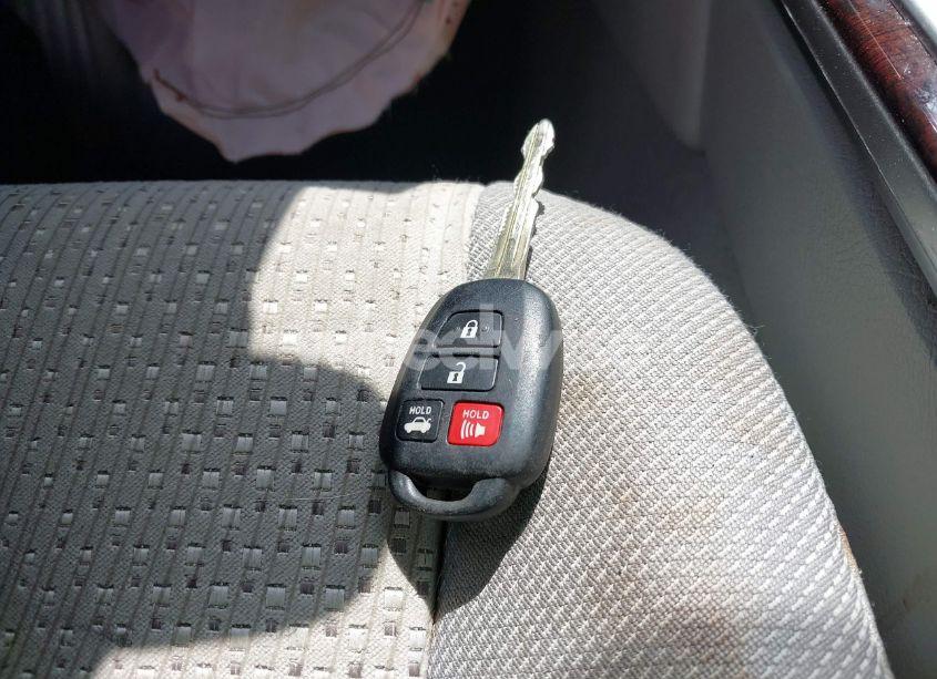 Photo 11 of 2014 Toyota Camry XLE (VIN 4T1BF1FK0EU357194)