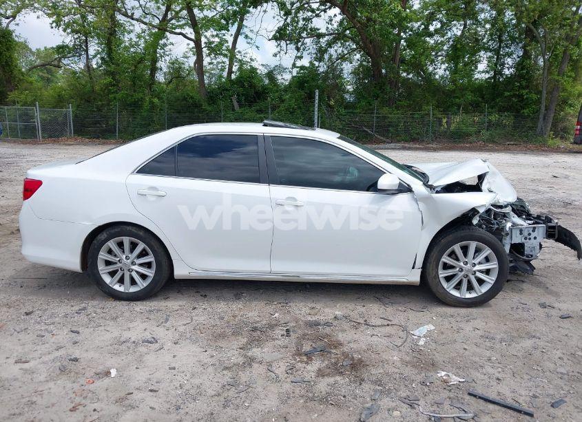 Photo 14 of 2014 Toyota Camry XLE (VIN 4T1BF1FK0EU357194)