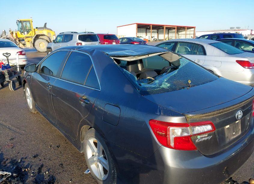 Photo 6 of 2014 Toyota Camry SE (VIN 4T1BF1FK0EU362783)