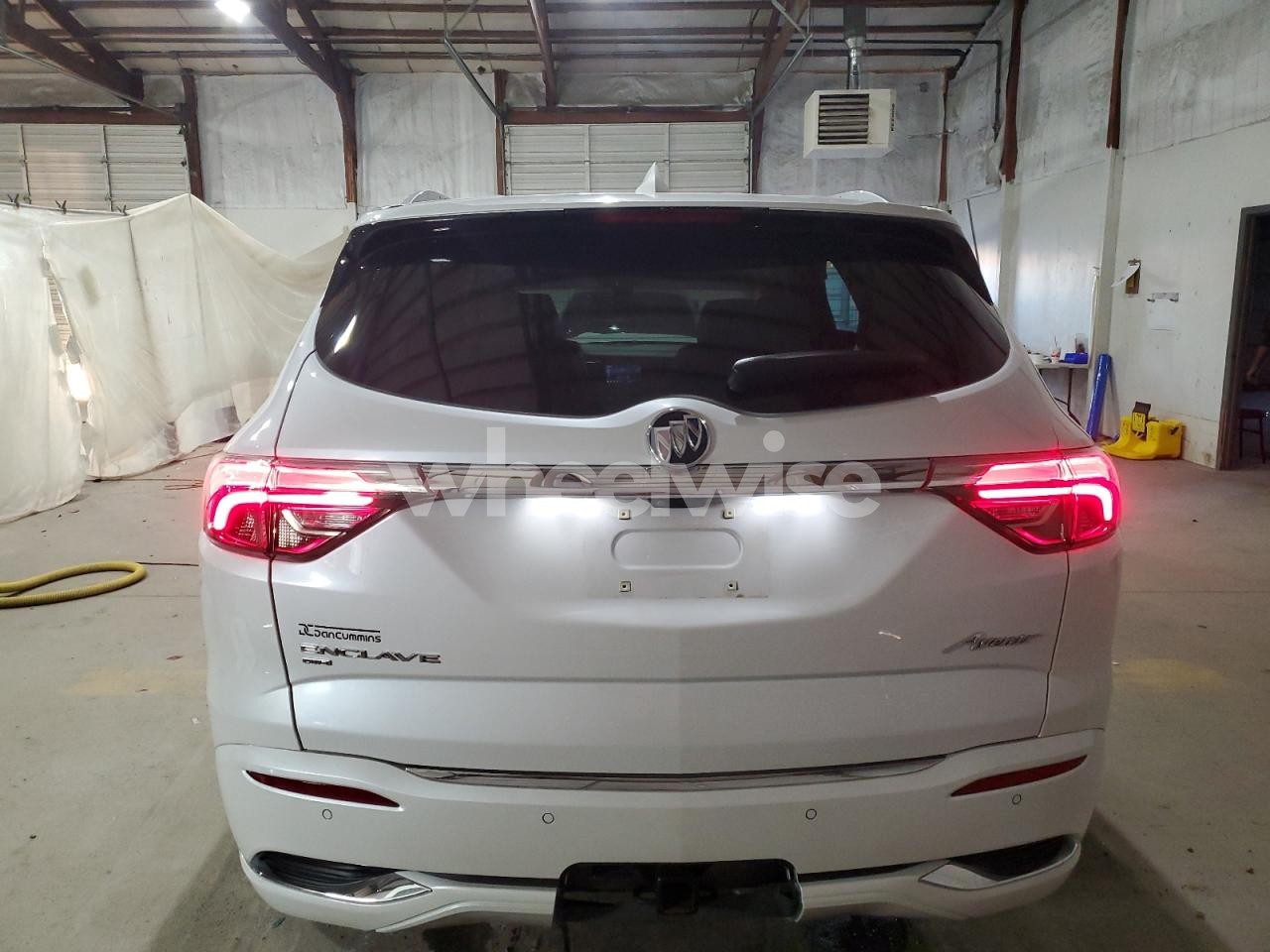 Photo 6 of 2023 BUICK ENCLAVE AVENIR (VIN 4T1BF1FK0EU364503)