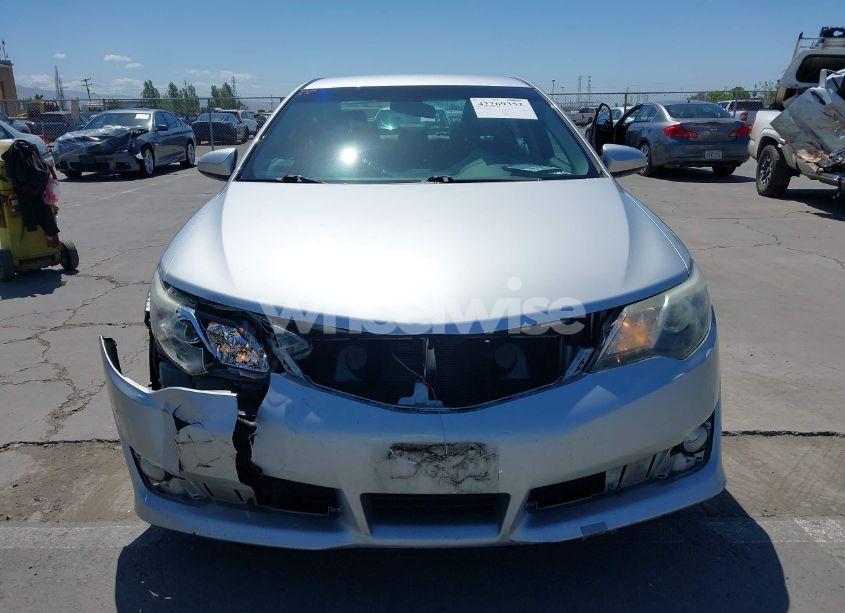 Photo 12 of 2014 Toyota Camry SE (VIN 4T1BF1FK0EU371581)
