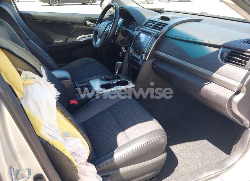 Photo 5 of 2014 Toyota Camry SE (VIN 4T1BF1FK0EU371581)