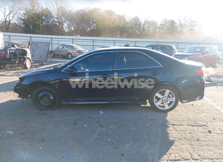 Photo 14 of 2014 Toyota Camry SE (VIN 4T1BF1FK0EU372567)