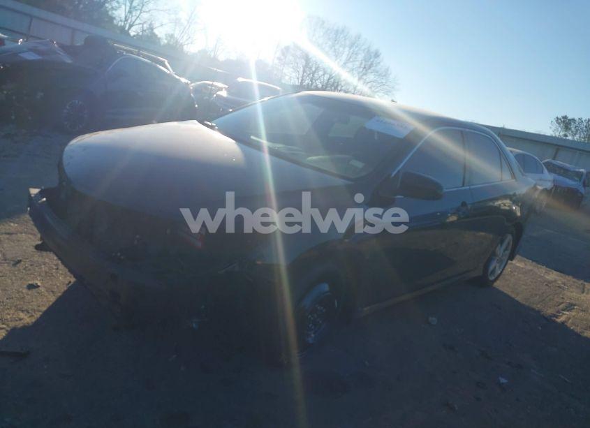 Photo 2 of 2014 Toyota Camry SE (VIN 4T1BF1FK0EU372567)